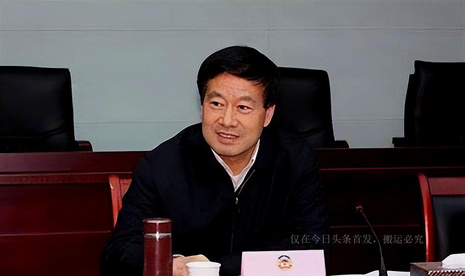 刘善桥：湖北省政协原副主席，滥用职权、权钱色他都要