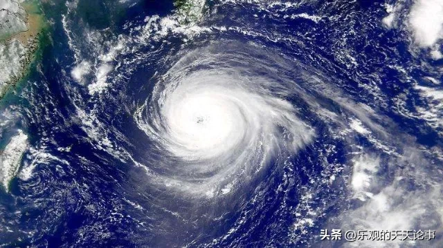 江苏天气预报：紧急预警！台风"海葵"登陆江苏，连续两天大雨暴雨